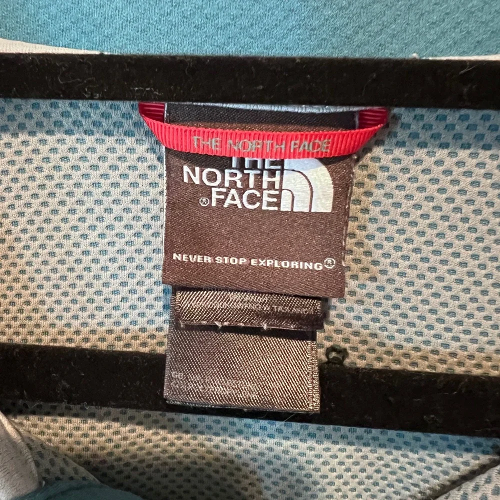 The‎ North Face Blue Short Sleeve Snap Neck Mesh Performance Polo Shirt M READ